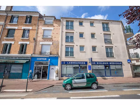 montgeron studio 23.70 m² en centre ville