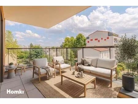appartement t3 de 65 m2 avec terrasse et place de parking à vénissieux 69200  boulevard la