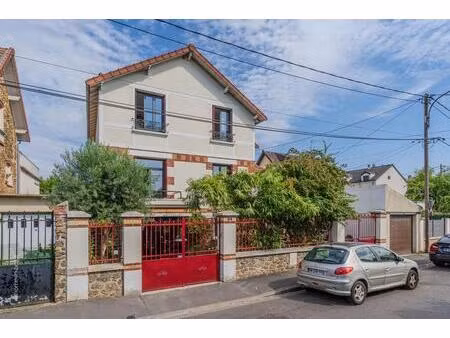 maison chelles 8 pièce(s) 140 m2
