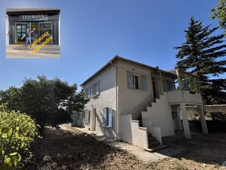 maison 4 chambres sur 950 m² et dépendances
