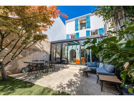 maison familiale 7 pièces - 190 m2 avec terrasse et jardin