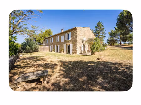 maison 4 pièces en location meublée à la tour-d'aigues