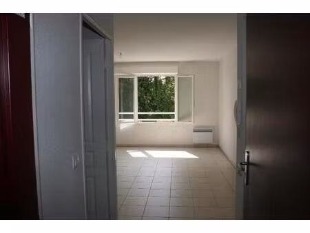 appartement t1 bis pessac - 33 m2 - 695 euros ttc