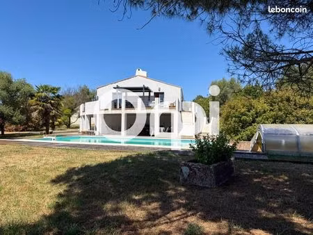 maison 5 pièces 128 m²