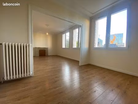 appartement 3 pièces 77 m²