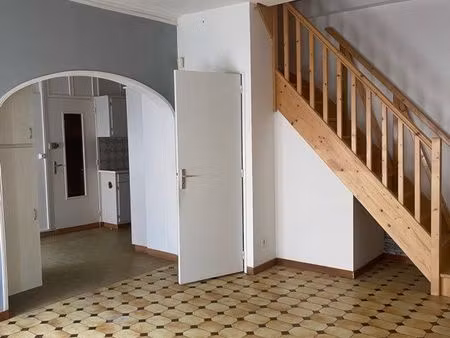 maison t4 à louer centre de noyant 49490