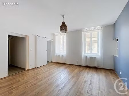 appartement 3 pièces 70 m²