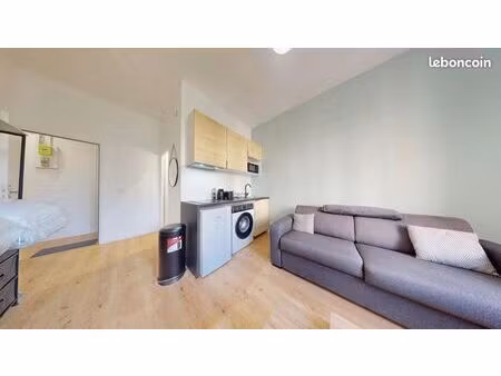 studio 1 pièce 19 m²