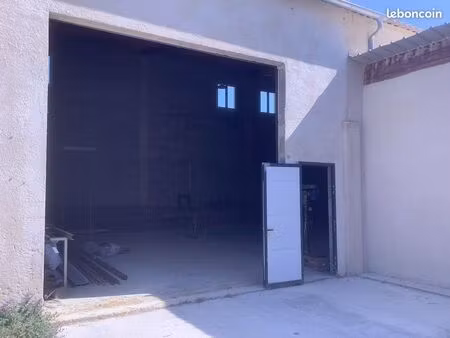 a louer local entrepot hangar artisanal