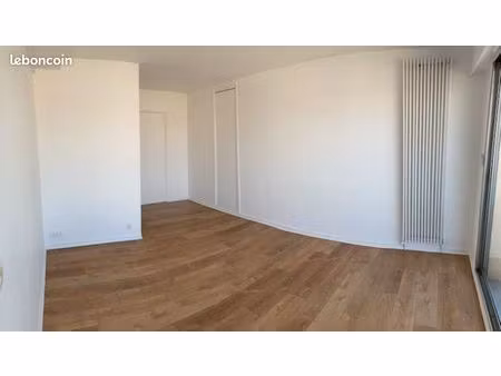 studio 1 pièce 23 m²