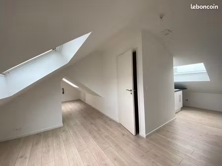 studio 1 pièce 12 m²