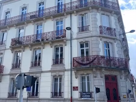 très bel appartement t4 secteur gare