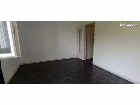 studio 29 m² – auxerre (rive droite) – proche iut -