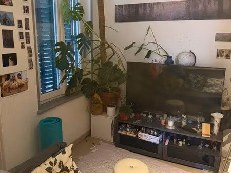 f2 sympa avec balcon