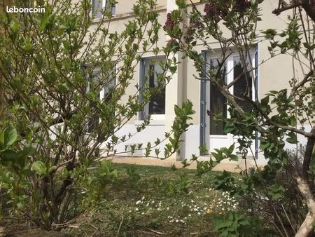 t3 de 82m2 avec jardin à vassieux
