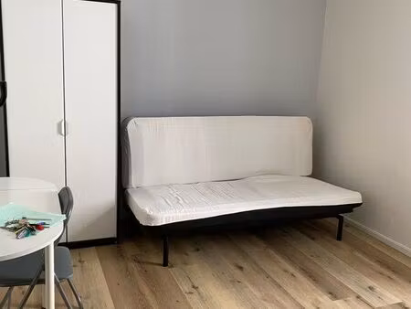 location studio 16 m2 meublé