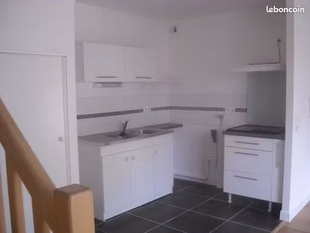 location t2 duplex dans résidence de standing