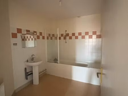 loue appartement t5 vassy etaule proche avallon - libre de suite