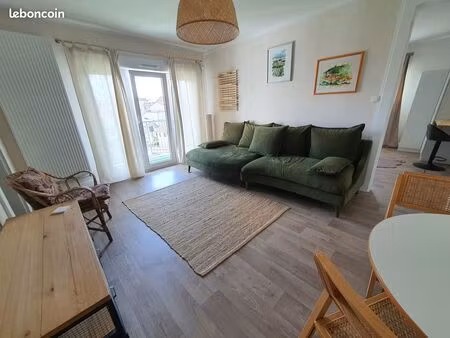 t2 meublé avec balcon quartier charlemagne