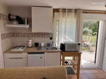 studio meublé avec mezzanine proche d'aix en provence