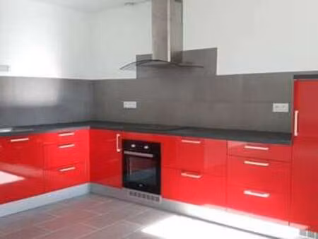 location maison à saint-ciers-sur-gironde (33820) : à louer / 130m² saint-ciers-sur-girond