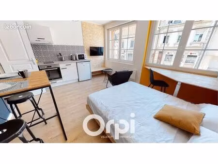 studio 1 pièce 23 m²