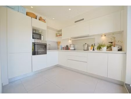 appartement à louer avec garage et terrasse   vaux-sous-chèvremont (vbe42598)