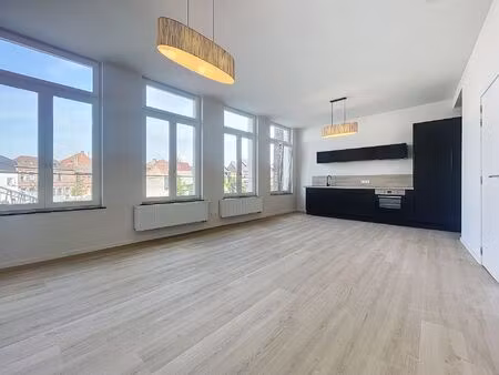 appartement à louer avec 1 chambre   tournai (vbe42618)
