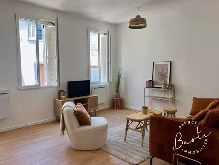 dernier étage prêt à vivre au coeur de marseille