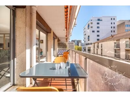 exclusivité marseille 8e carré d’or t4 familial terrasse disponible immédiatement
