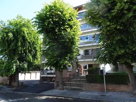 appartement à louer avec terrasse et 2 chambres   châtelet (vbe42621)