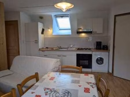 location appartement 2 pièces meublé à lanester (56600) : à louer 2 pièces meublé / 38m² l