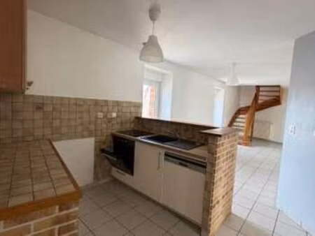 location appartement 4 pièces à mohon (56490) : à louer 4 pièces / 93m² mohon