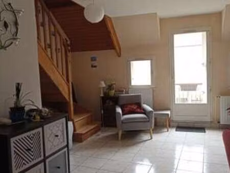 location appartement 2 pièces à nantes centre ville (44000) : à louer 2 pièces / 46m² nant
