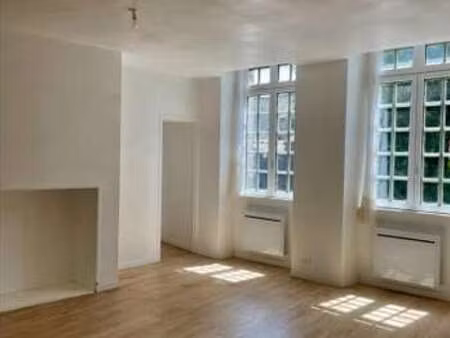 location appartement 3 pièces à saint-brieuc (22000) : à louer 3 pièces / 85m² saint-brieu