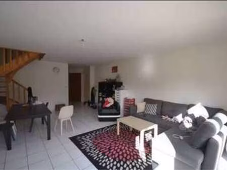 location maison à nantes zola (44000) : à louer / 105m² nantes zola