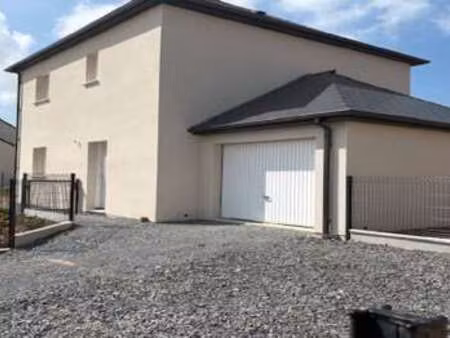 location maison à sommervieu (14400) : à louer / 85m² sommervieu