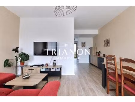 carrières t3 de 2023 loué 1400 €/mois - dpe b - 2 jardins
