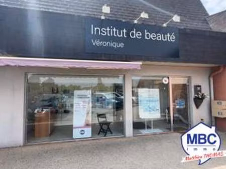 vente bureaux et commerces à mauges-sur-loire (49620) : à vendre / 60m² mauges-sur-loire