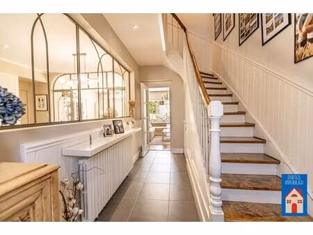 maison - 119m ²