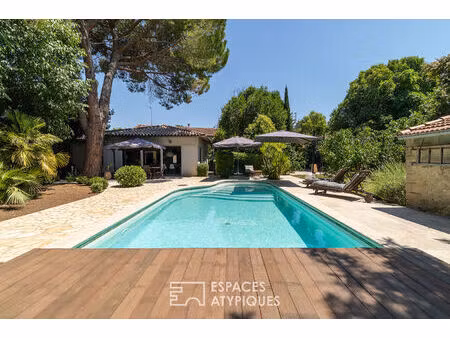 maison familiale avec piscine et grand jardin à montpellier