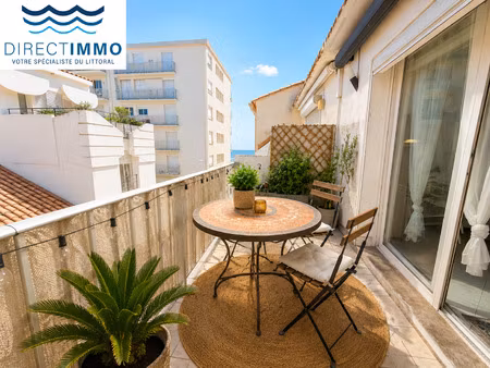 f2 traversant avec terrasse  vue mer au coeur de palavas-les-