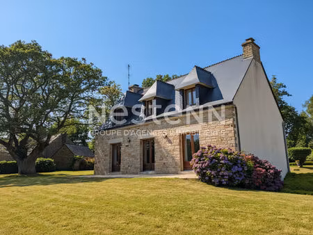 charmante maison en pierre à vendre de 129 m² sur un terrain constructible de 2 700 m² / m
