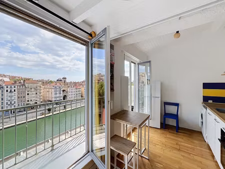 quai de bondy dernier étage avec vue exceptionnelle sur la