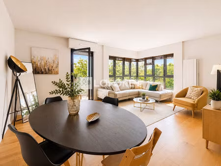 suresnes - appartement 3 pièces de 67 m² avec balcon  cave et box