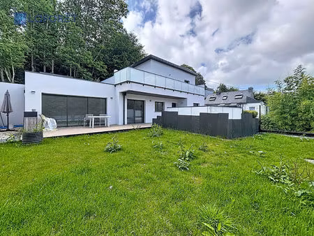 a vendre maison contemporaine de 2025 ? prestations de qualité et cadre privilégié