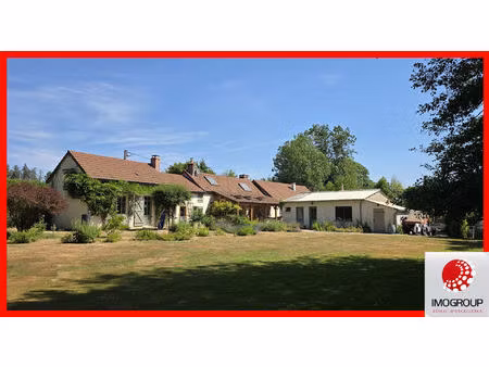maison issy l'évêque 6 pièce(s) 158 m2