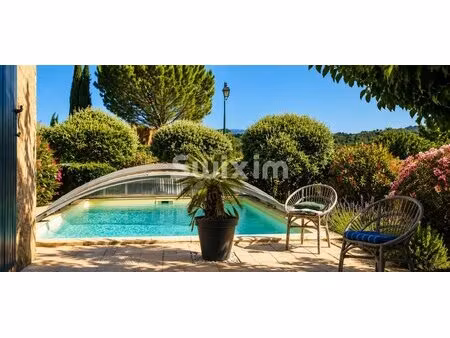 villa au calme avec piscine