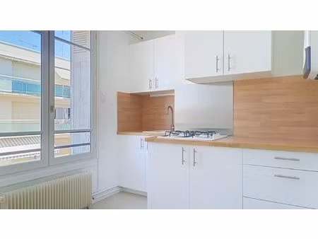 blois - t2 de 48 m²