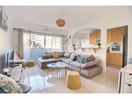 appartement meublé à courbevoie 2 pièces 54.63 m2
